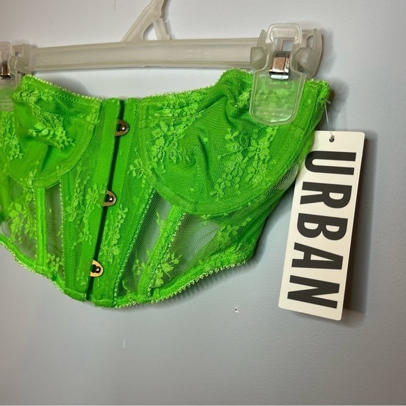Urban Outfitters Out From Under Firecracker Green Lace Cropped Corset Top S NWT - Picture 9 of 16